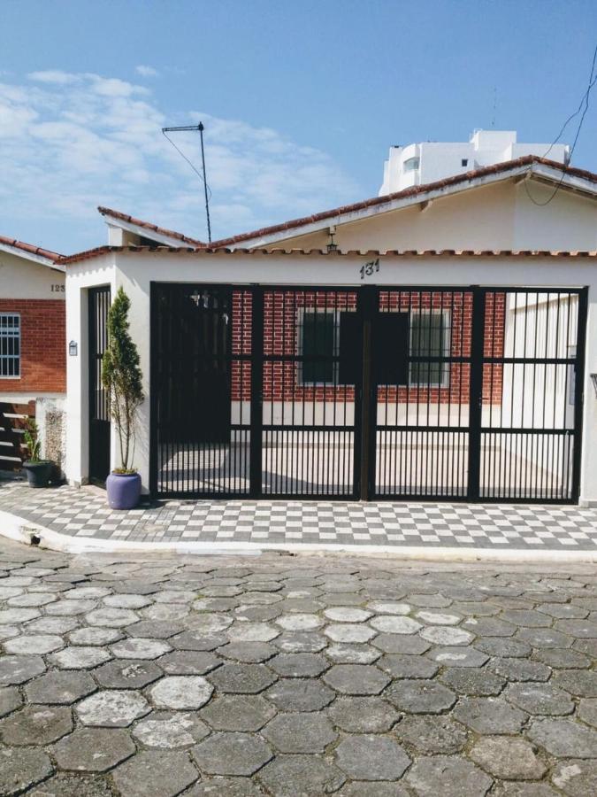 Temporada Na Praia Em Mongagua Sp Zewnętrze zdjęcie